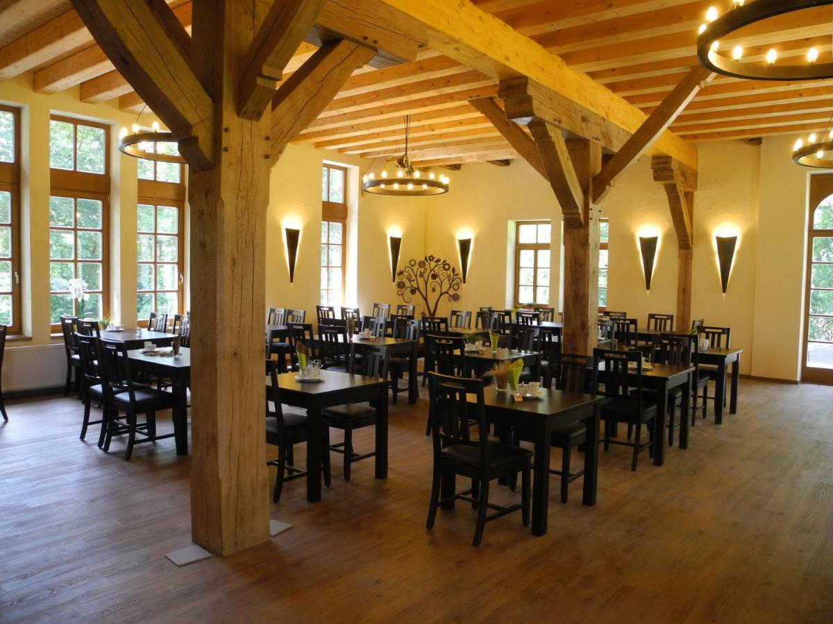 Gaestehof Cafe Im Schafstall Barsinghausen Exterior foto